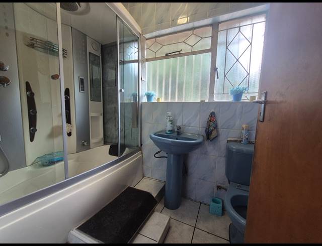 4 BEDROOM HOUSE FOR SALE IN ARCON PARK